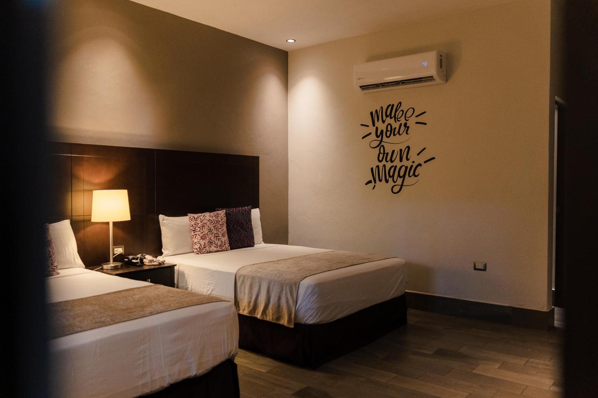 Punto Madero Hotel & Plaza Mocorito ภายนอก รูปภาพ
