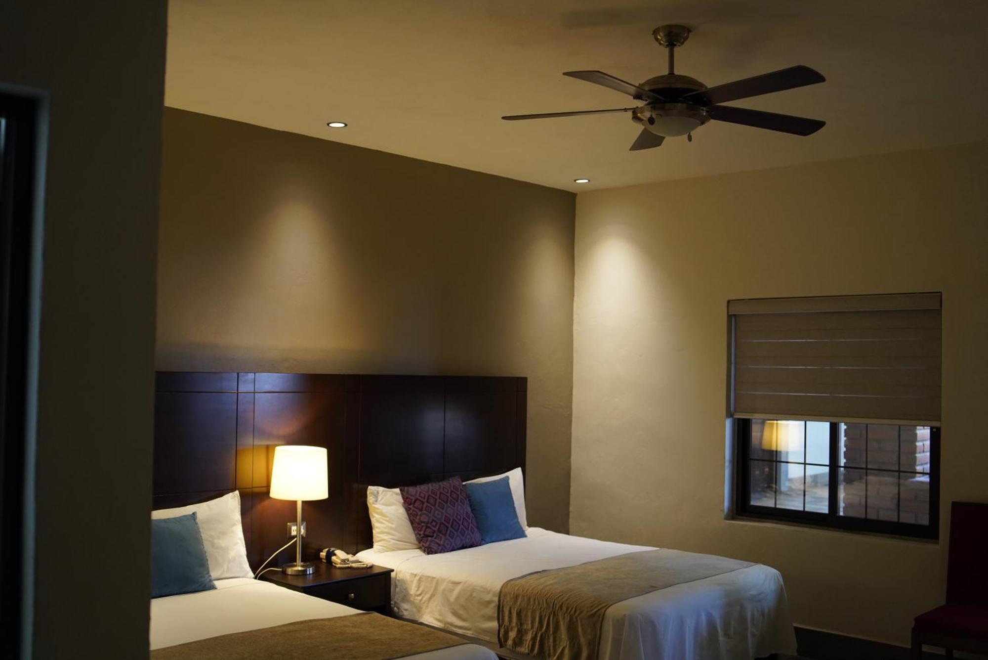 Punto Madero Hotel & Plaza Mocorito ภายนอก รูปภาพ