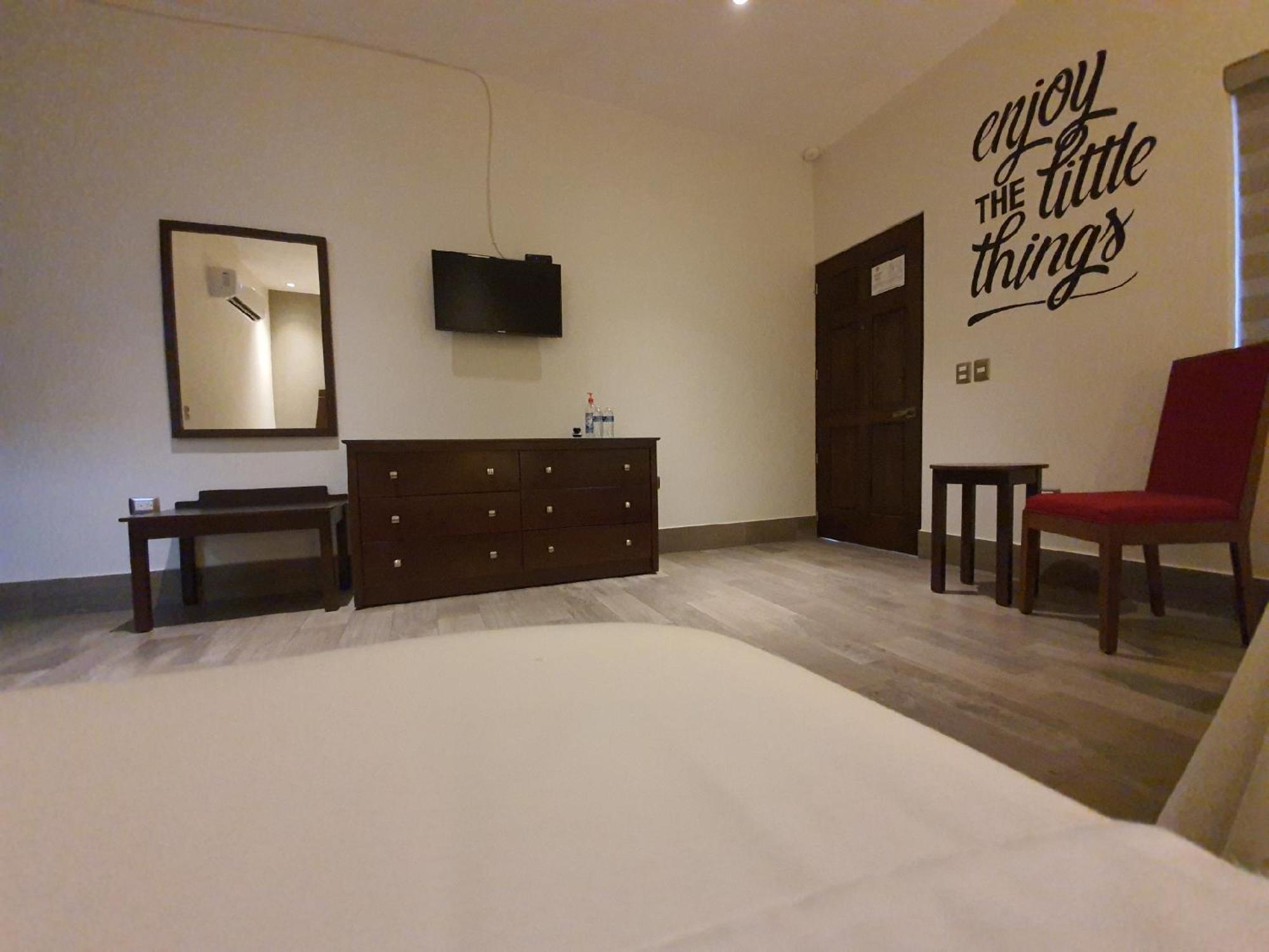 Punto Madero Hotel & Plaza Mocorito ภายนอก รูปภาพ